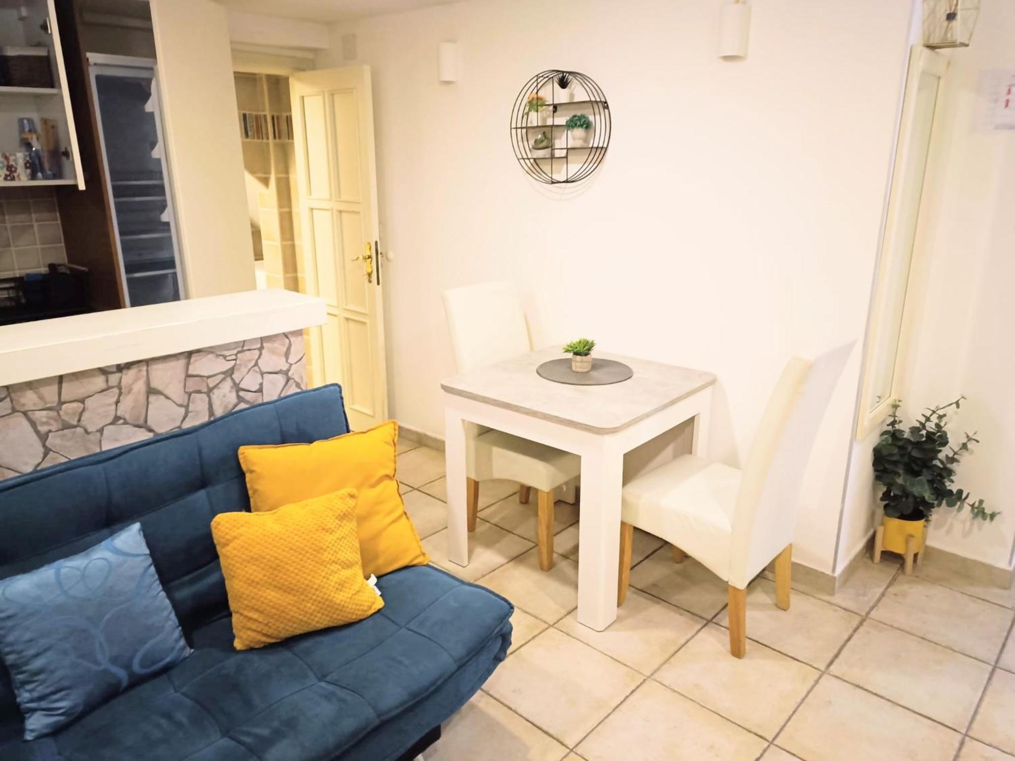 As Lucana Apartment - Ground Floor Вис Экстерьер фото